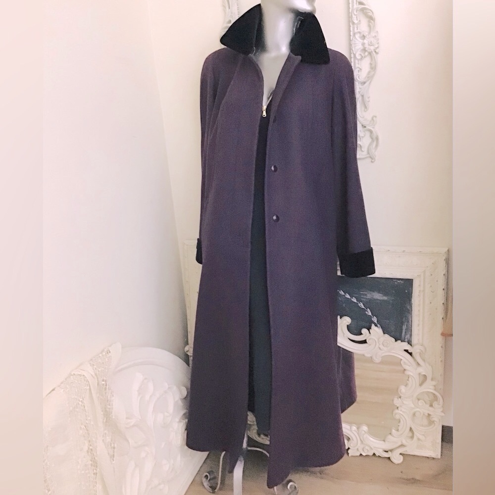 VINTAGE 100% Wool Maxi Coat